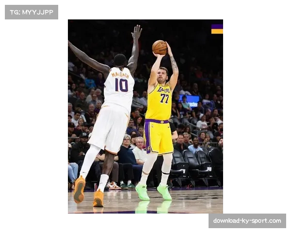 太阳防守策略成功限制湖人 狄龙缠绕东契奇布克盯防里夫斯