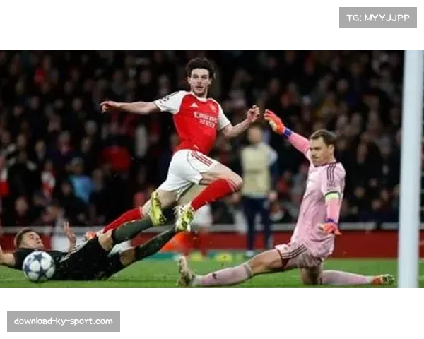 诺伊尔出击失误成转折 拜仁不败金身被破